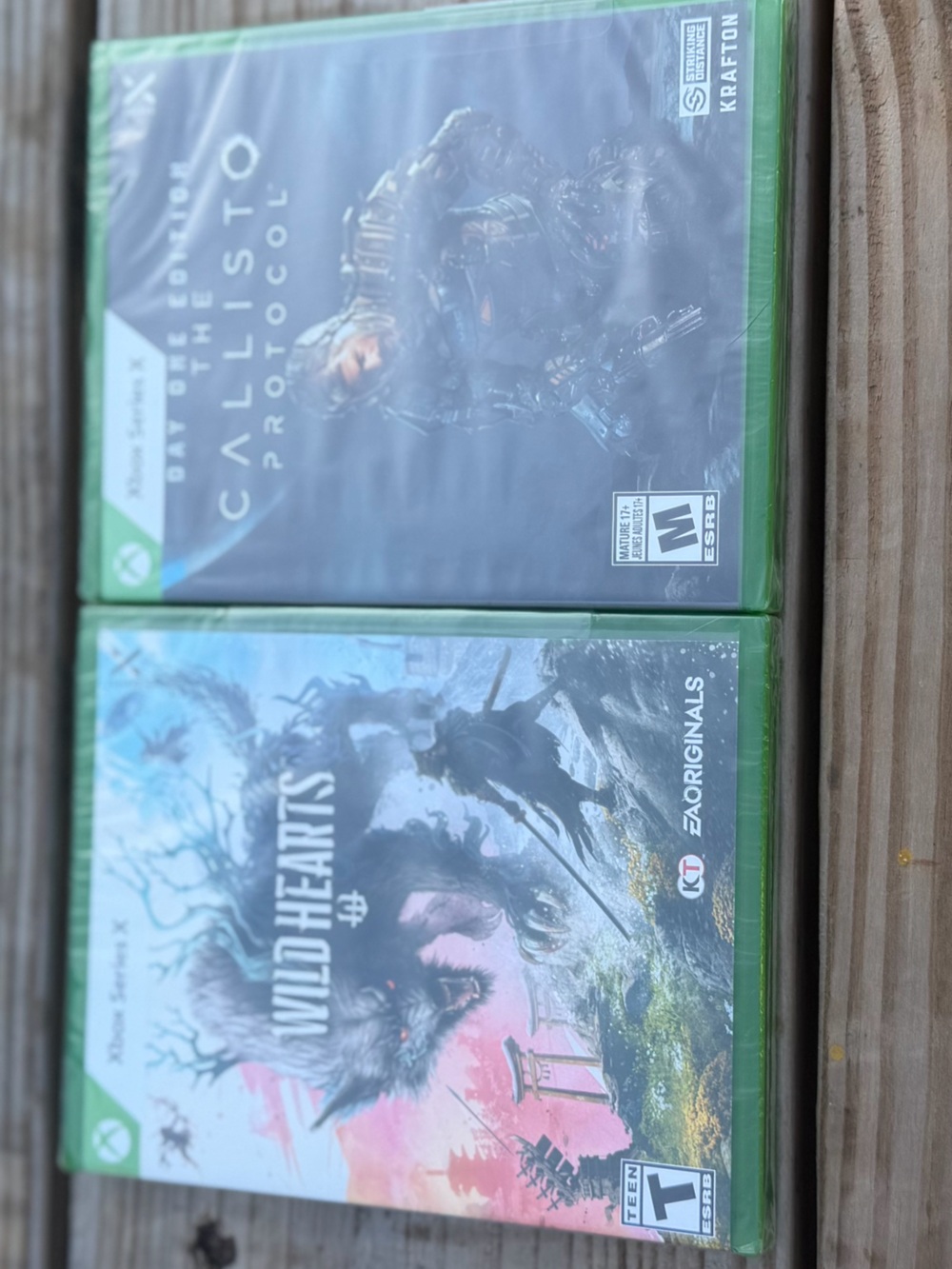 Xbox Series X Wild Hearts & The Callisto Protocol Bundle - Green Cases